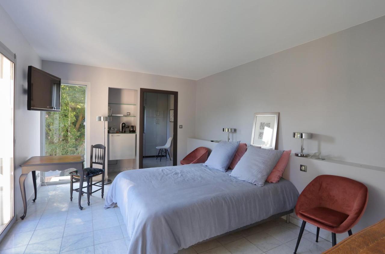La Tour-en-Jarez Chambres En Vue - Chambres D'Hotes מראה חיצוני תמונה